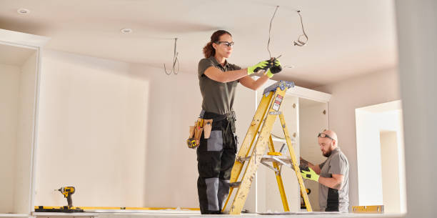 Best 24-Hour Electrician  in Clinton, MO